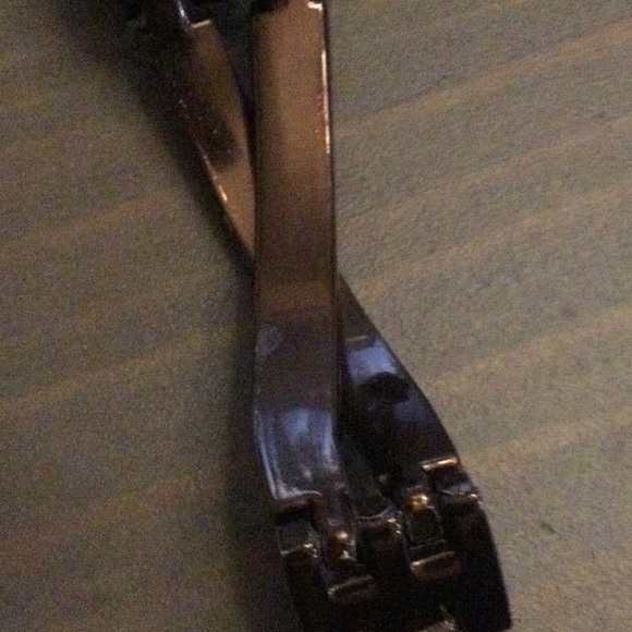 3 for $20 item - Rhinestone and copper coloured Watch - Picture 9 of 9